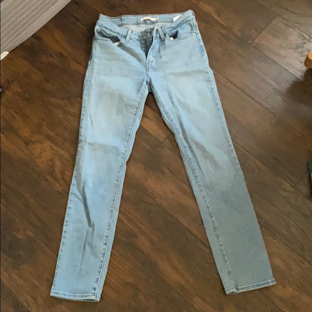 levi’s straight leg jeans